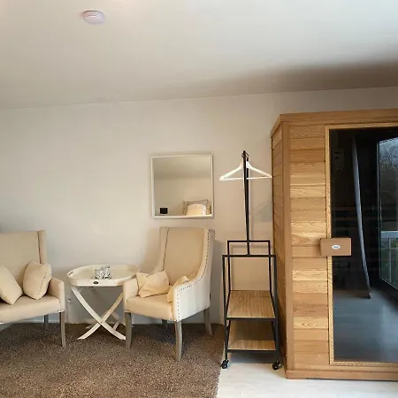 Georges Met Tuin En Sauna * Коксейде