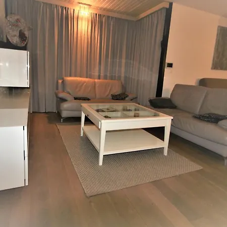 Georges Met Tuin En Sauna Koksijde