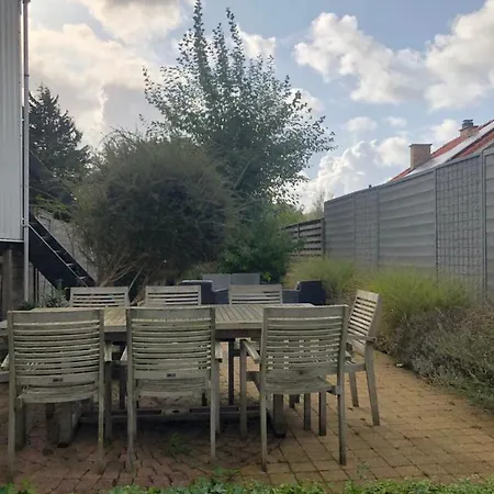 Georges Met Tuin En Sauna Koksijde