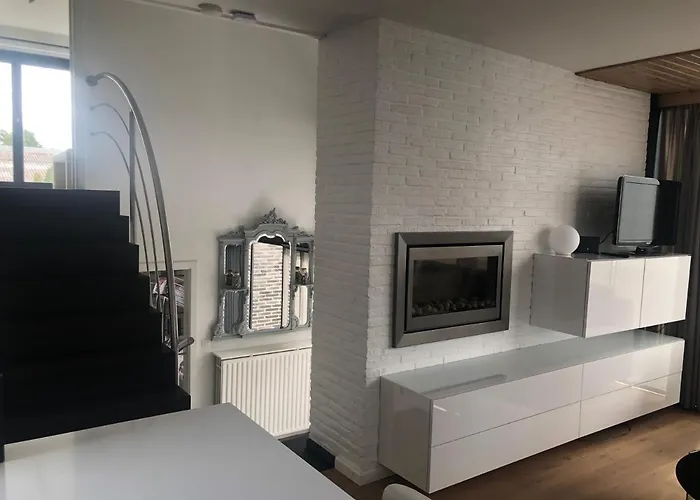 Georges Met Tuin En Sauna Koksijde