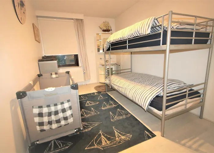 Georges Met Tuin En Sauna * Koksijde