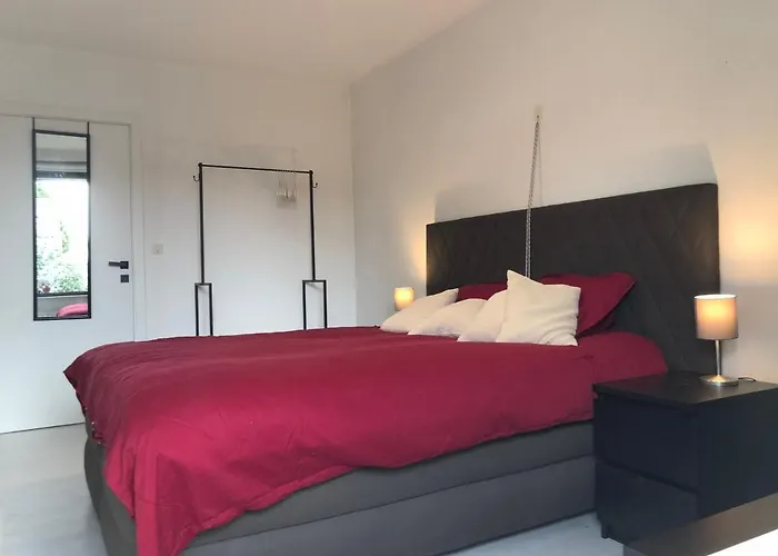 Georges Met Tuin En Sauna Villa *