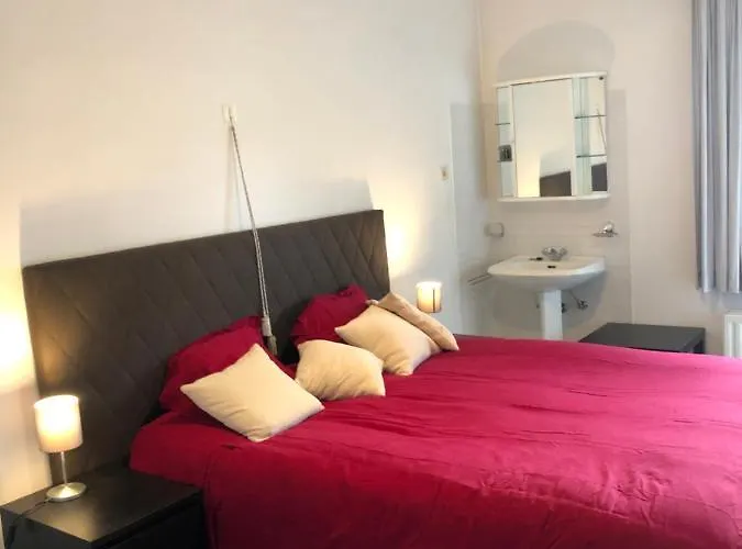 Georges Met Tuin En Sauna Villa